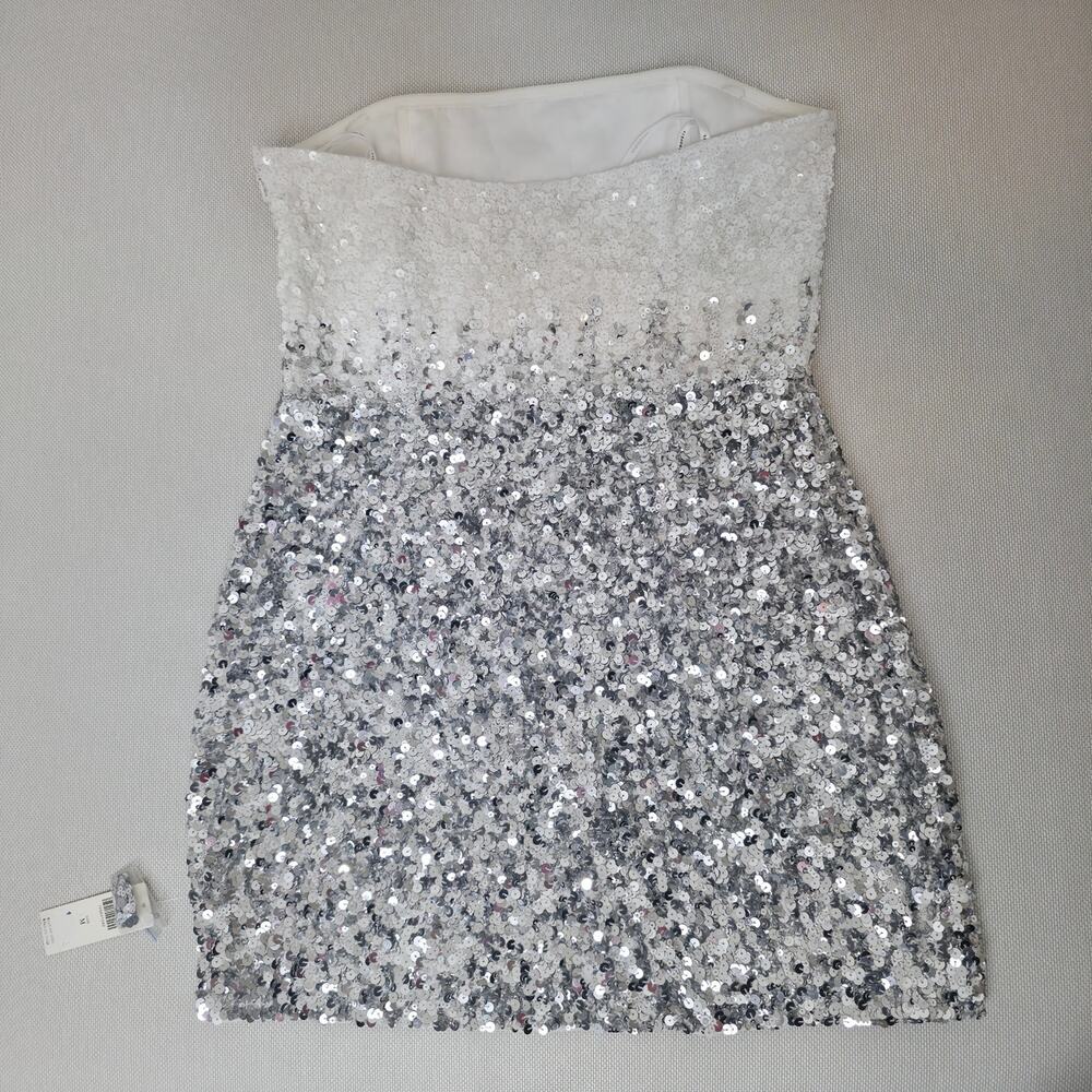 Retrofête White Silver Strapless Sequin Kameron Embellished Mini Dress Medium - Picture 4 of 11